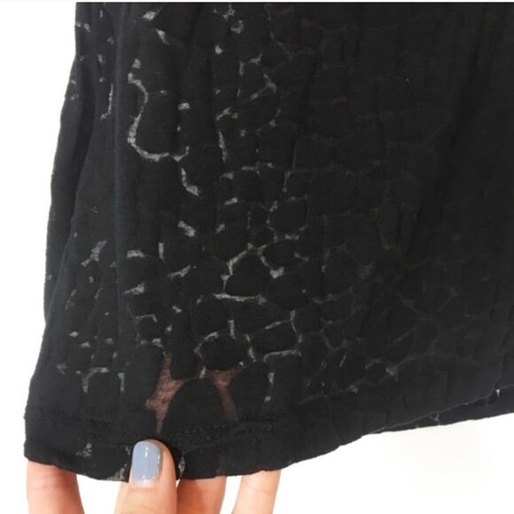 ✨5xHP✨H&M MAMA maternity top sheer leopard print✨ - Picture 6 of 7